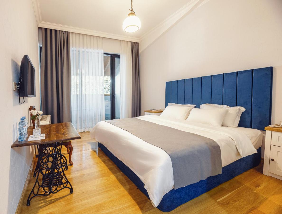 Octava Boutique Hotel ティビリシ エクステリア 写真