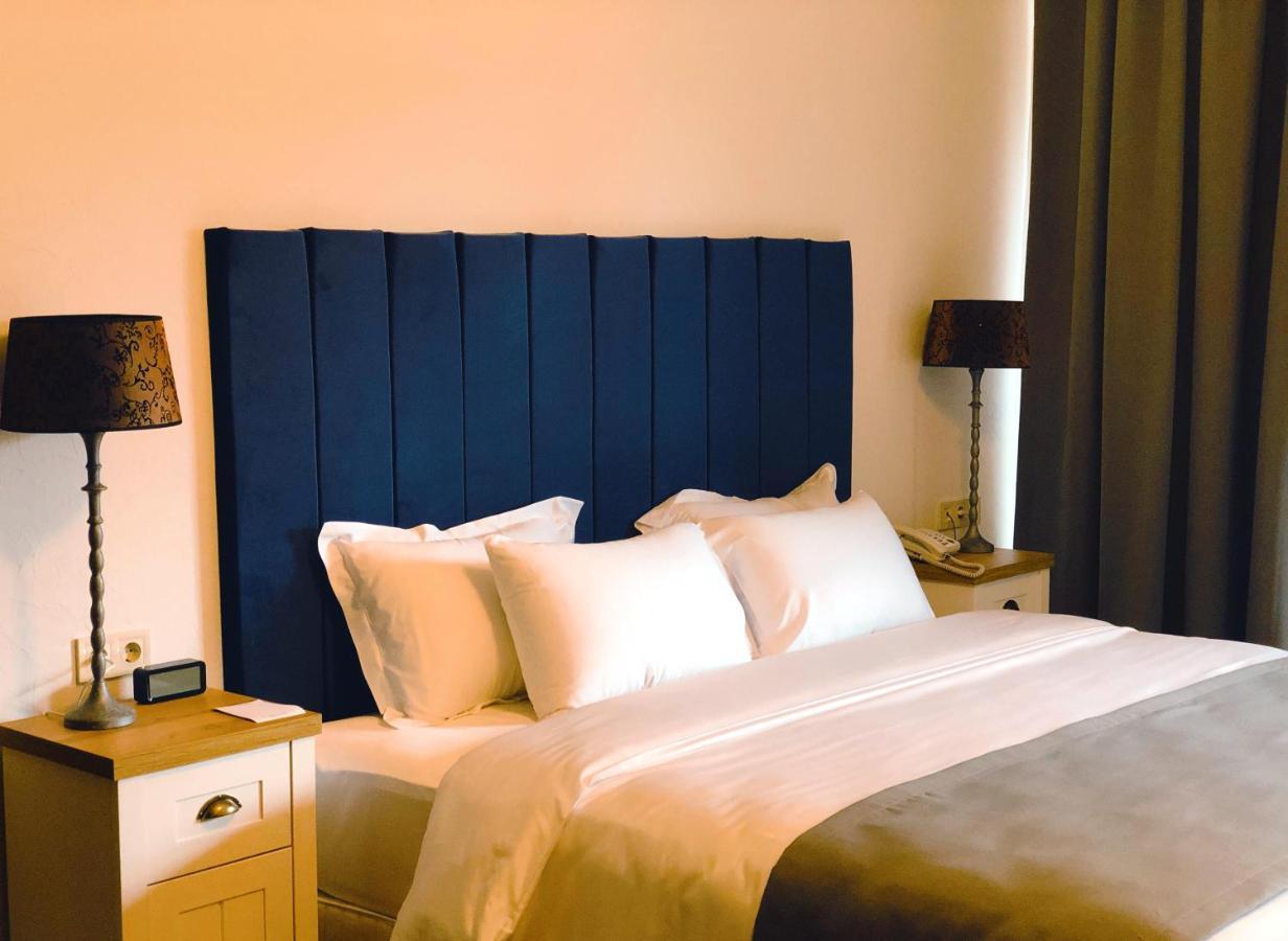 Octava Boutique Hotel ティビリシ エクステリア 写真